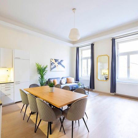 Exclusive & Spacious Central Residence W/ 4Bedrm 2Bathrm Βουδαπέστη Εξωτερικό φωτογραφία