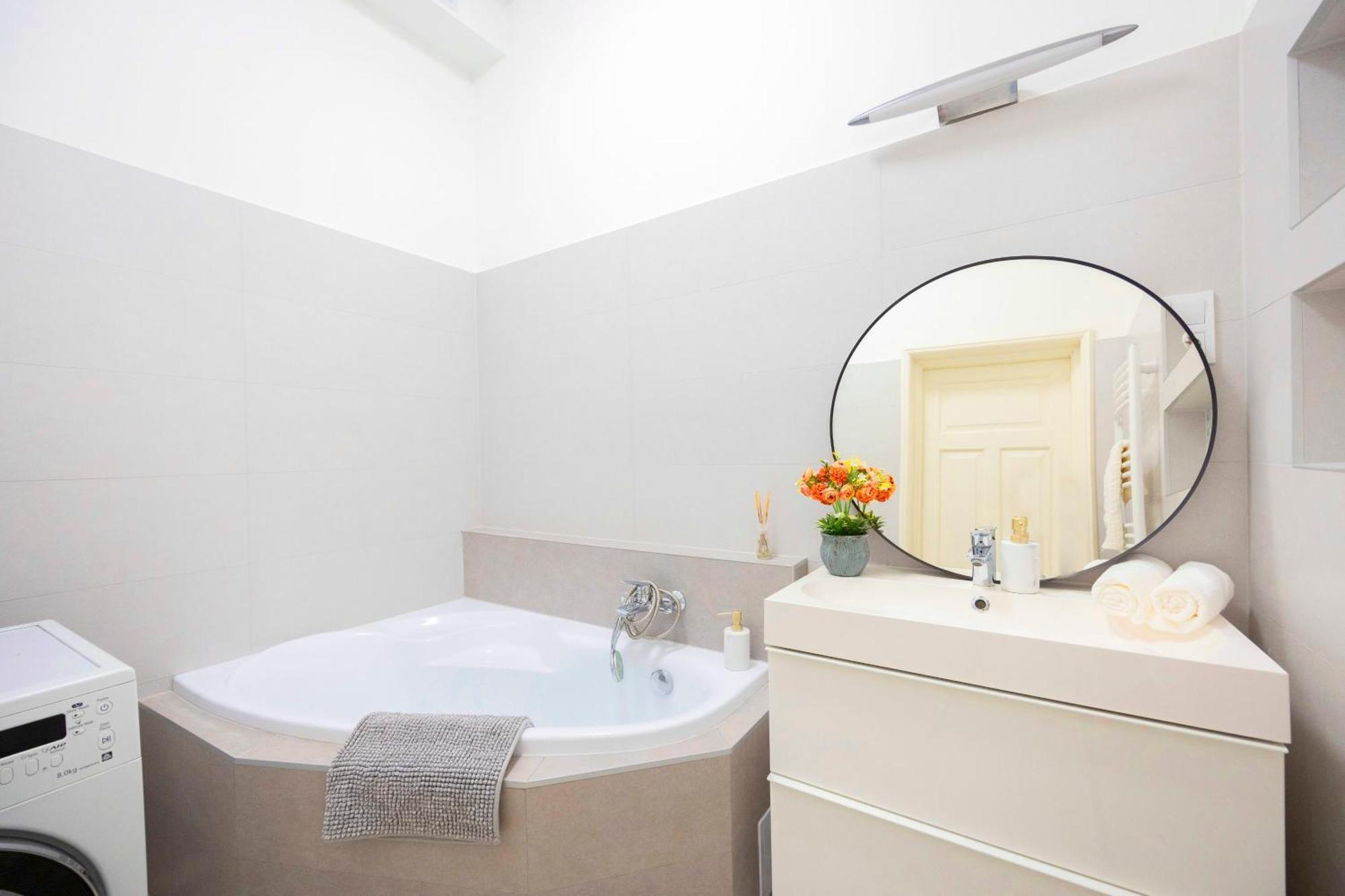Exclusive & Spacious Central Residence W/ 4Bedrm 2Bathrm Βουδαπέστη Εξωτερικό φωτογραφία
