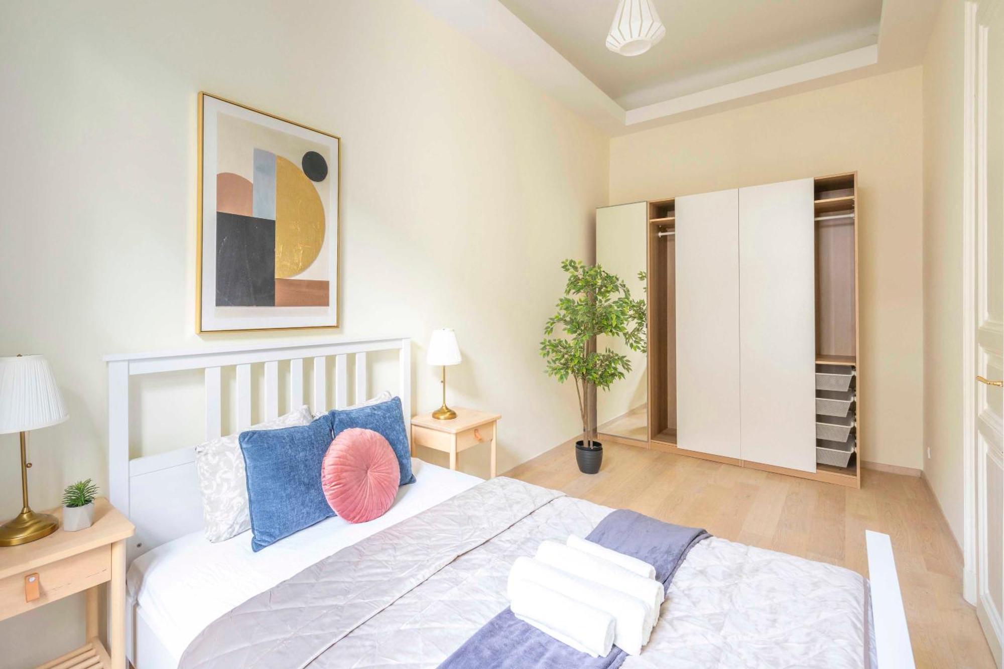 Exclusive & Spacious Central Residence W/ 4Bedrm 2Bathrm Βουδαπέστη Εξωτερικό φωτογραφία